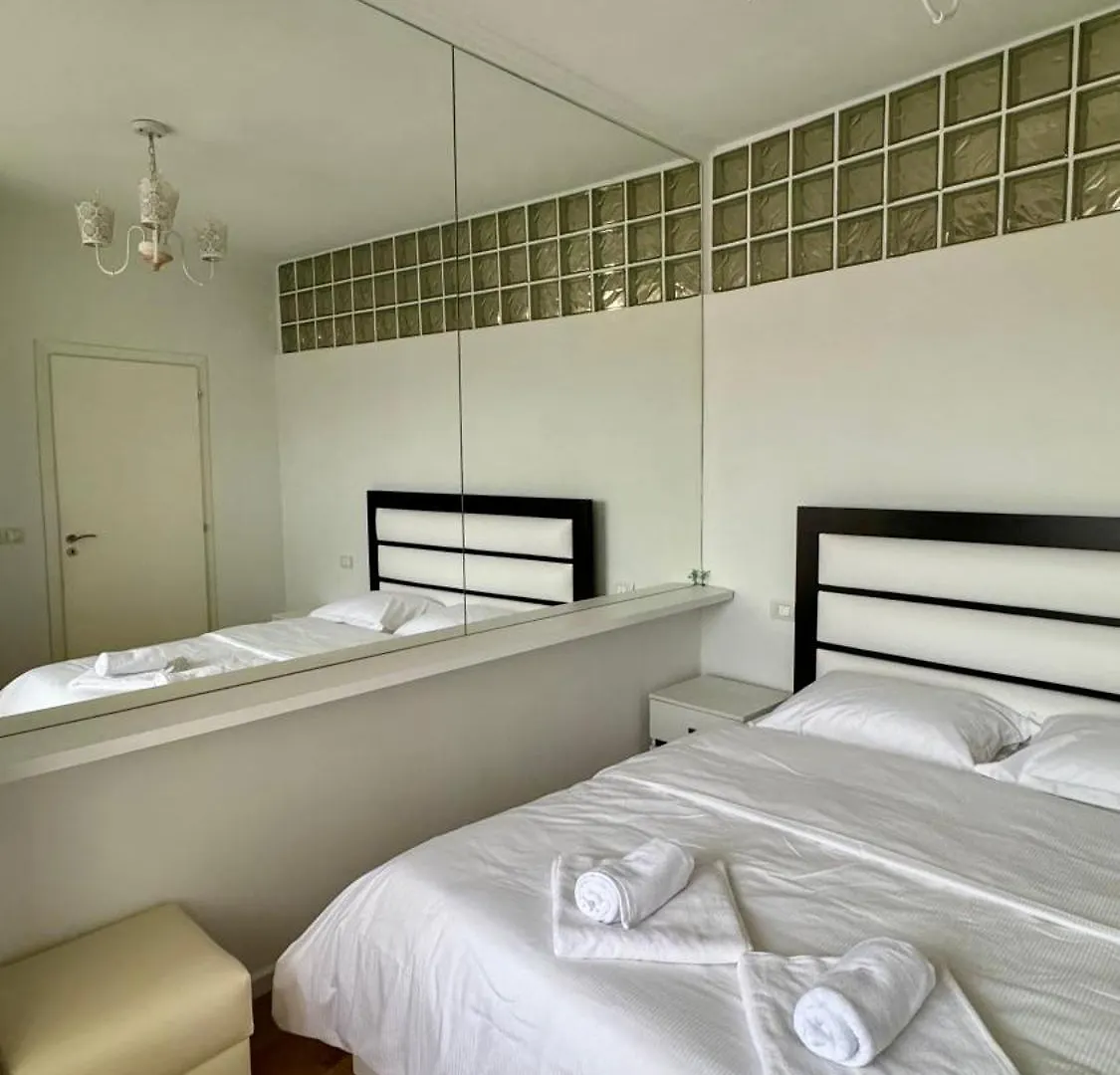 טיראנה Kaila'S Apartment אלבניה